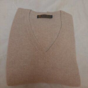 Men's LORO PIANA Cashmere V-neck Sweatert
